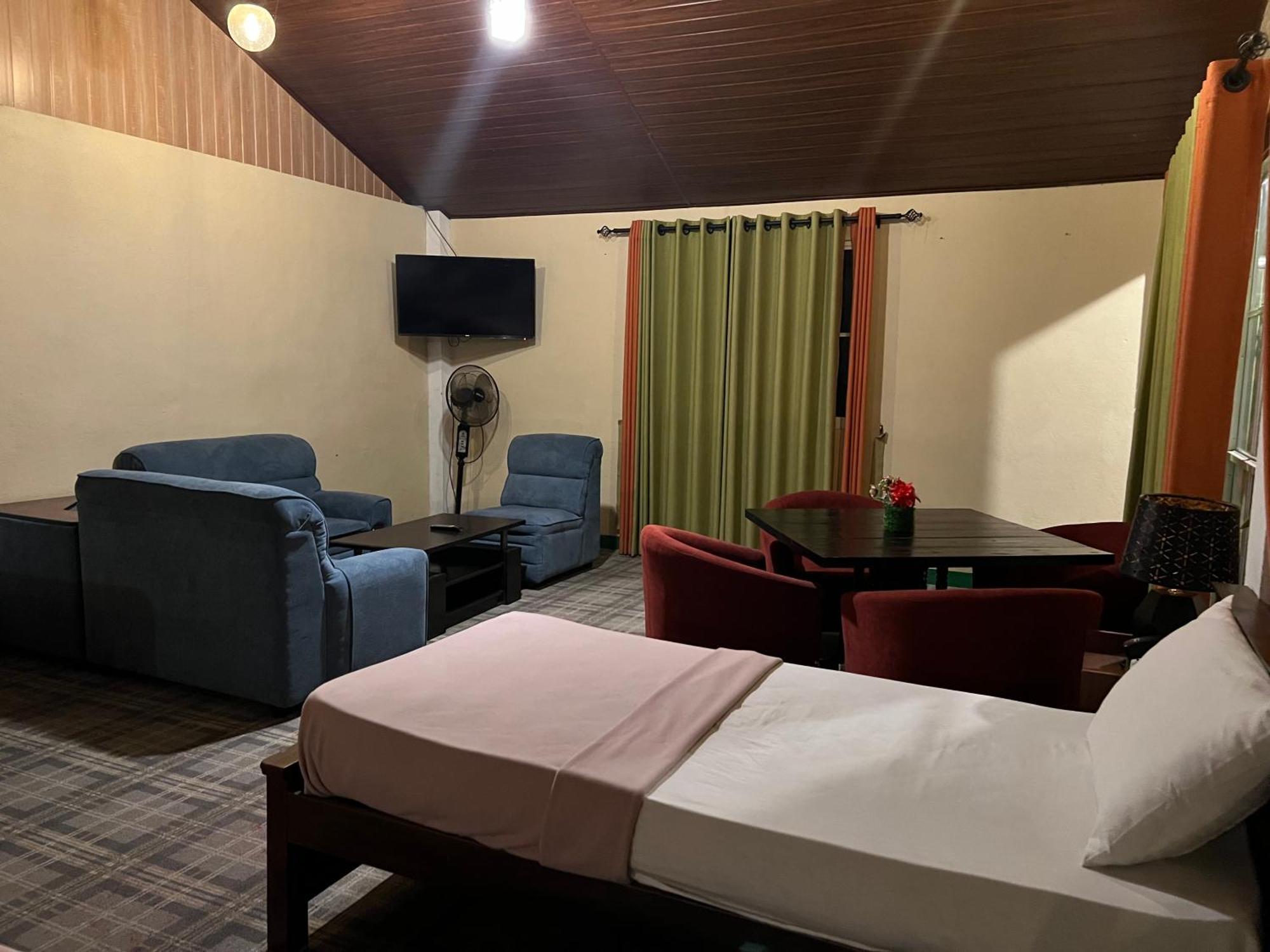 Hill Cool Hotel & Restaurant Hatton Extérieur photo