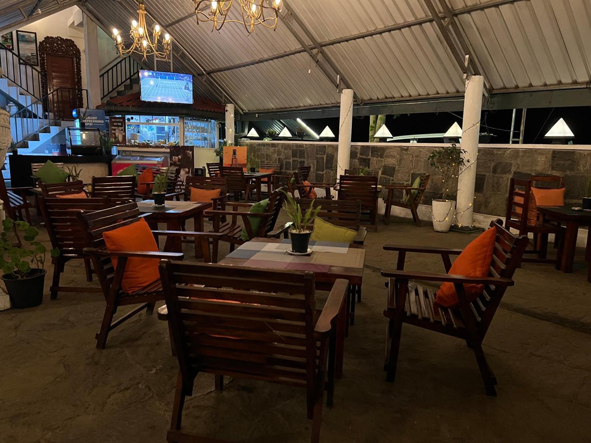 Hill Cool Hotel & Restaurant Hatton Extérieur photo